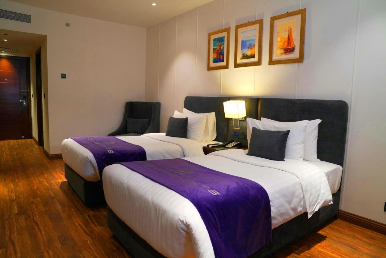 Indigo Heights Hotel & Suites Lahore Exterior photo