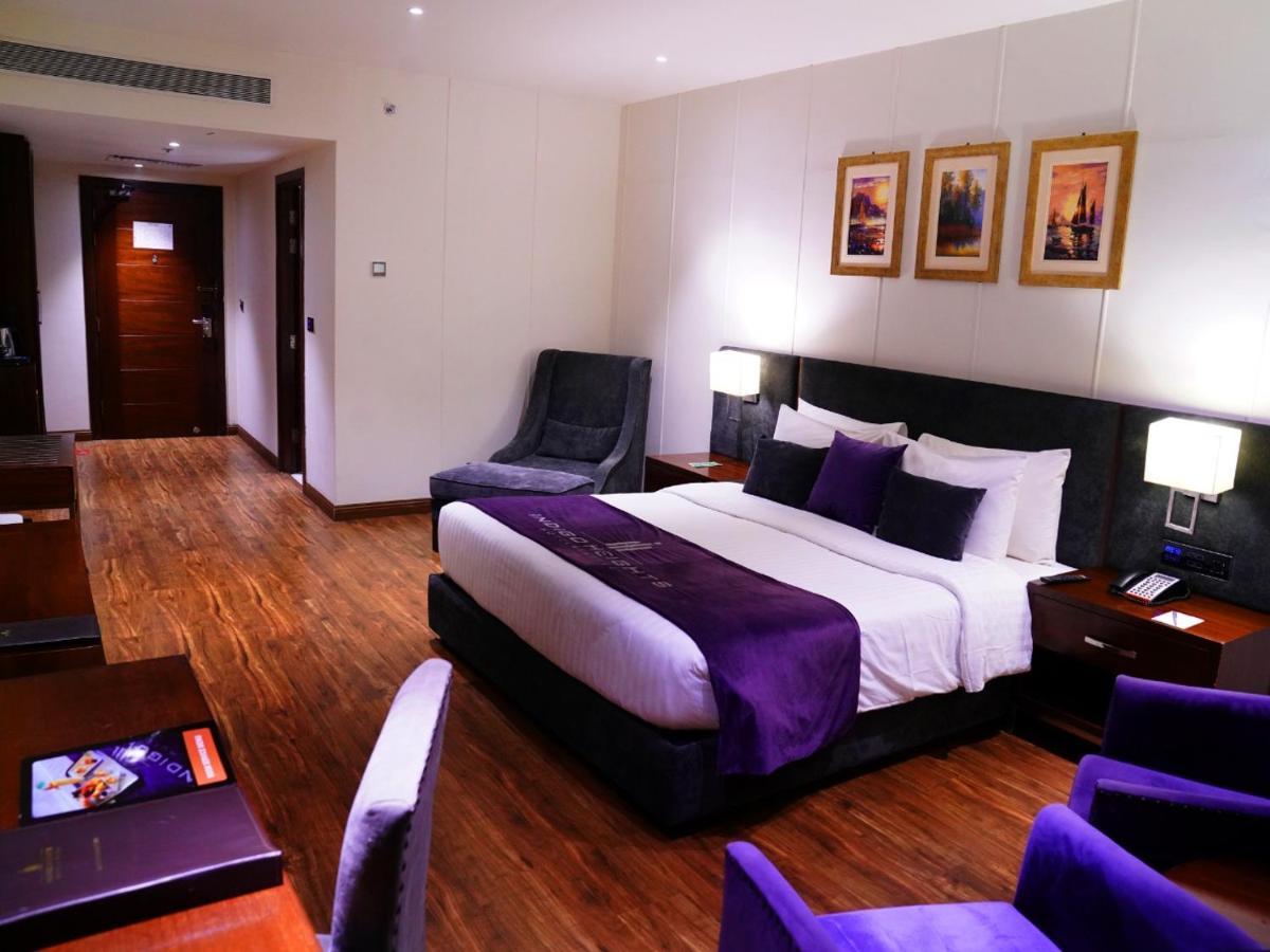Indigo Heights Hotel & Suites Lahore Exterior photo